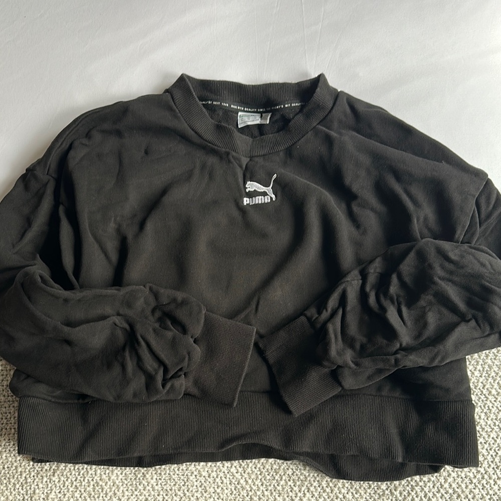 Puma Black Cropped Sweatshirt